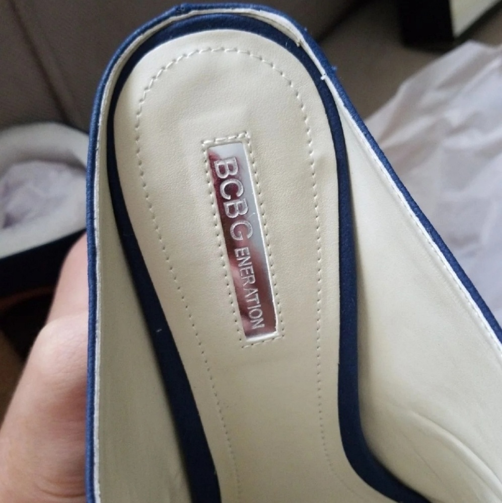 **NIB** BCBGENERATION PLATFORMS - Picture 4 of 5